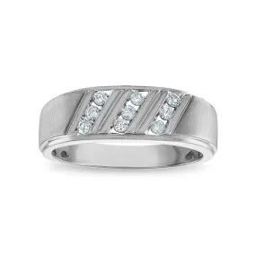 1/2 CTW Diamond Wedding Ring in 10KT White Gold