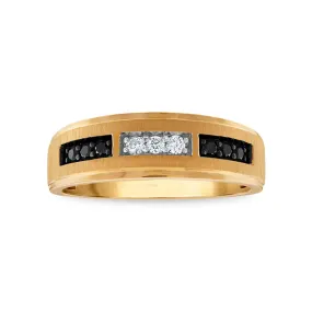 1/4 CTW Diamond Wedding Ring in 10KT Yellow Gold